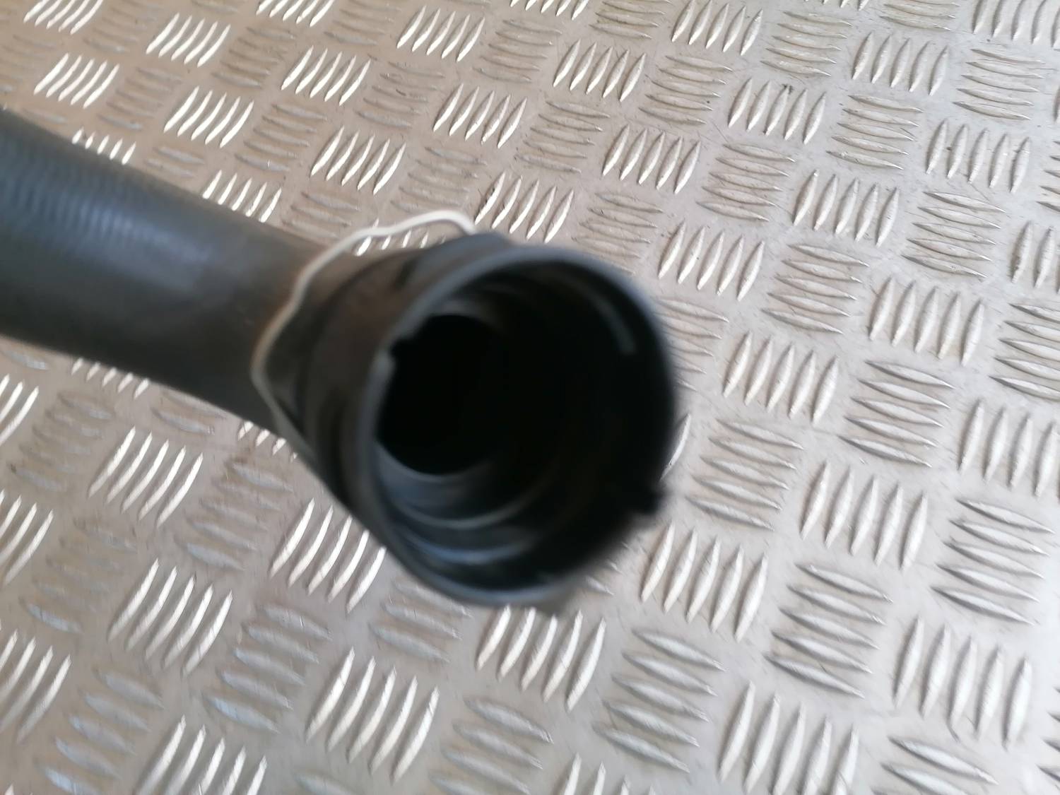 Dzesēšanas caurule priekš OPEL ASTRA J 2012 3 Dzesēšanas caurule priekš OPEL ASTRA J 2012