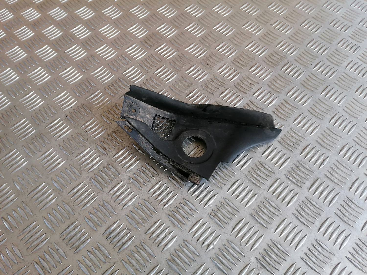 Vējstikla uzlika (deflektors) priekš OPEL ASTRA J 2012