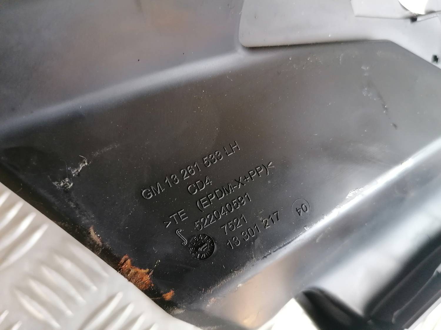 Priekšējas salona statnes apdare priekš OPEL ASTRA J 2012 4 Priekšējas salona statnes apdare priekš OPEL ASTRA J 2012