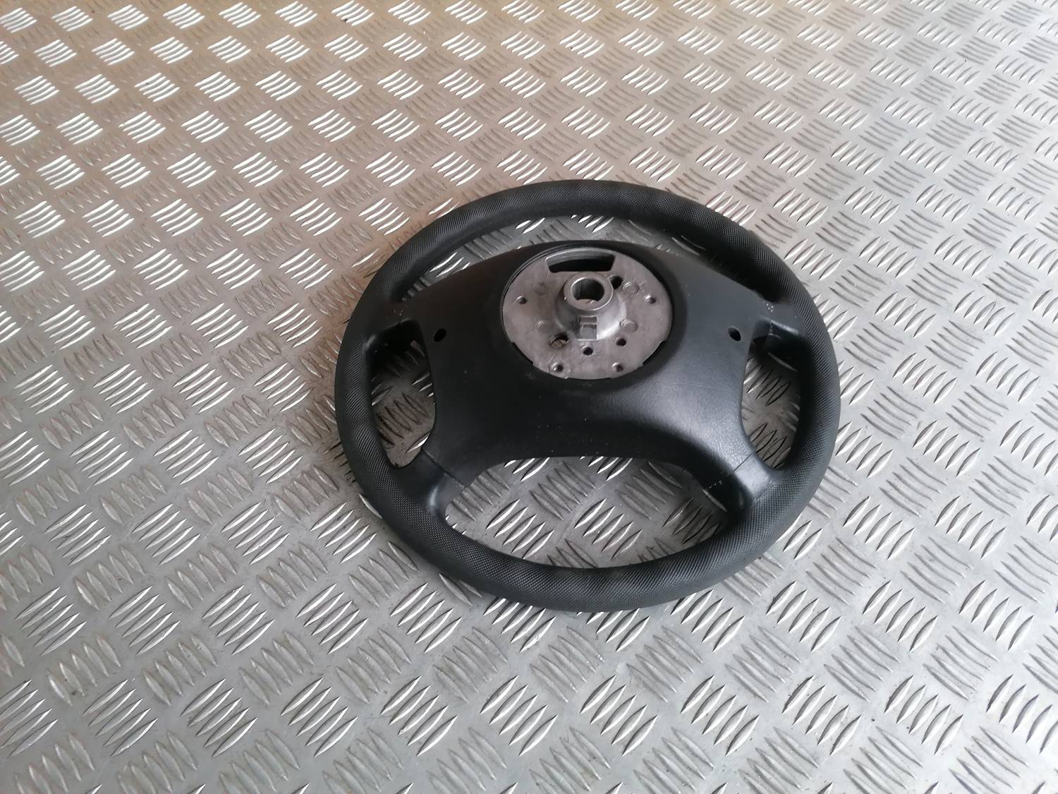 Stūre priekš BMW 318D E46 2002 SEDAN 3 Stūre priekš BMW 318D E46 2002 SEDAN