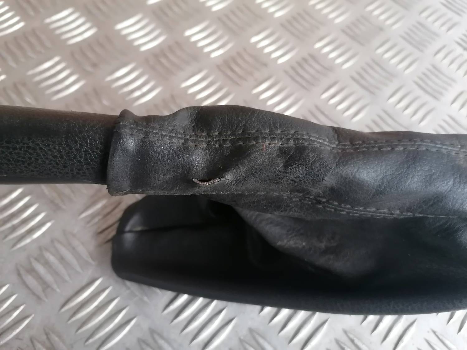 Stāvbremzes svira priekš BMW 318D E46 2002 SEDAN