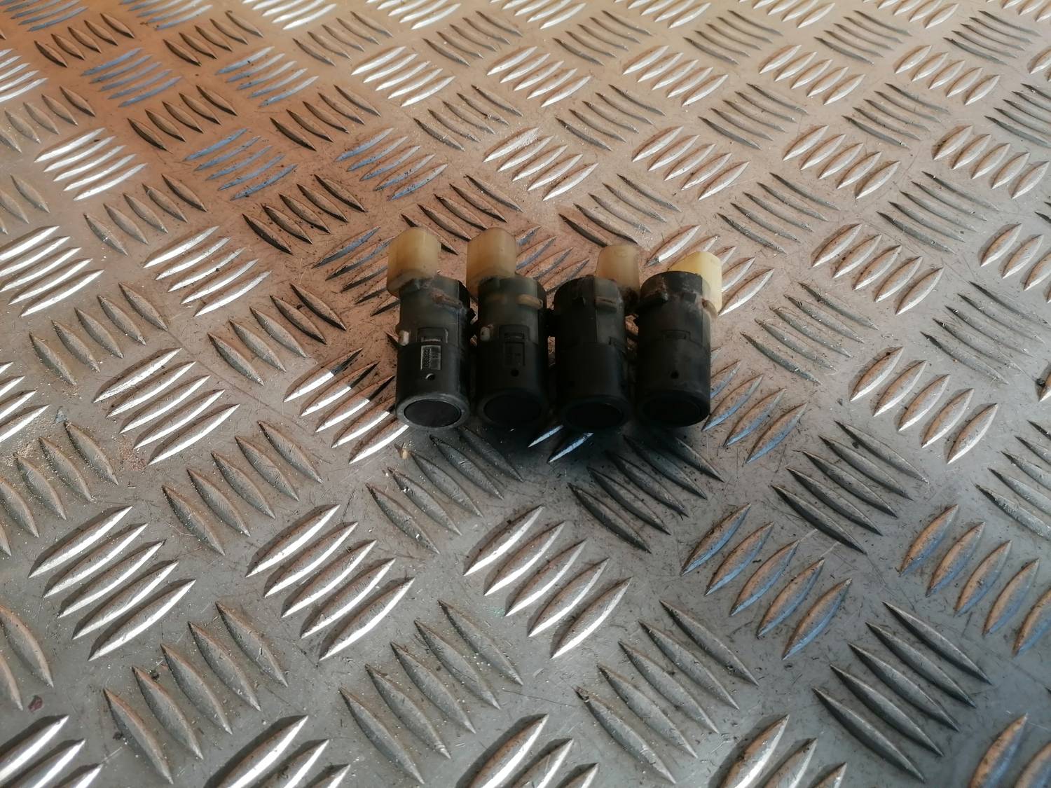 Parkošanās devējs priekš BMW 318D E46 2002 SEDAN 1 Parkošanās devējs priekš BMW 318D E46 2002 SEDAN