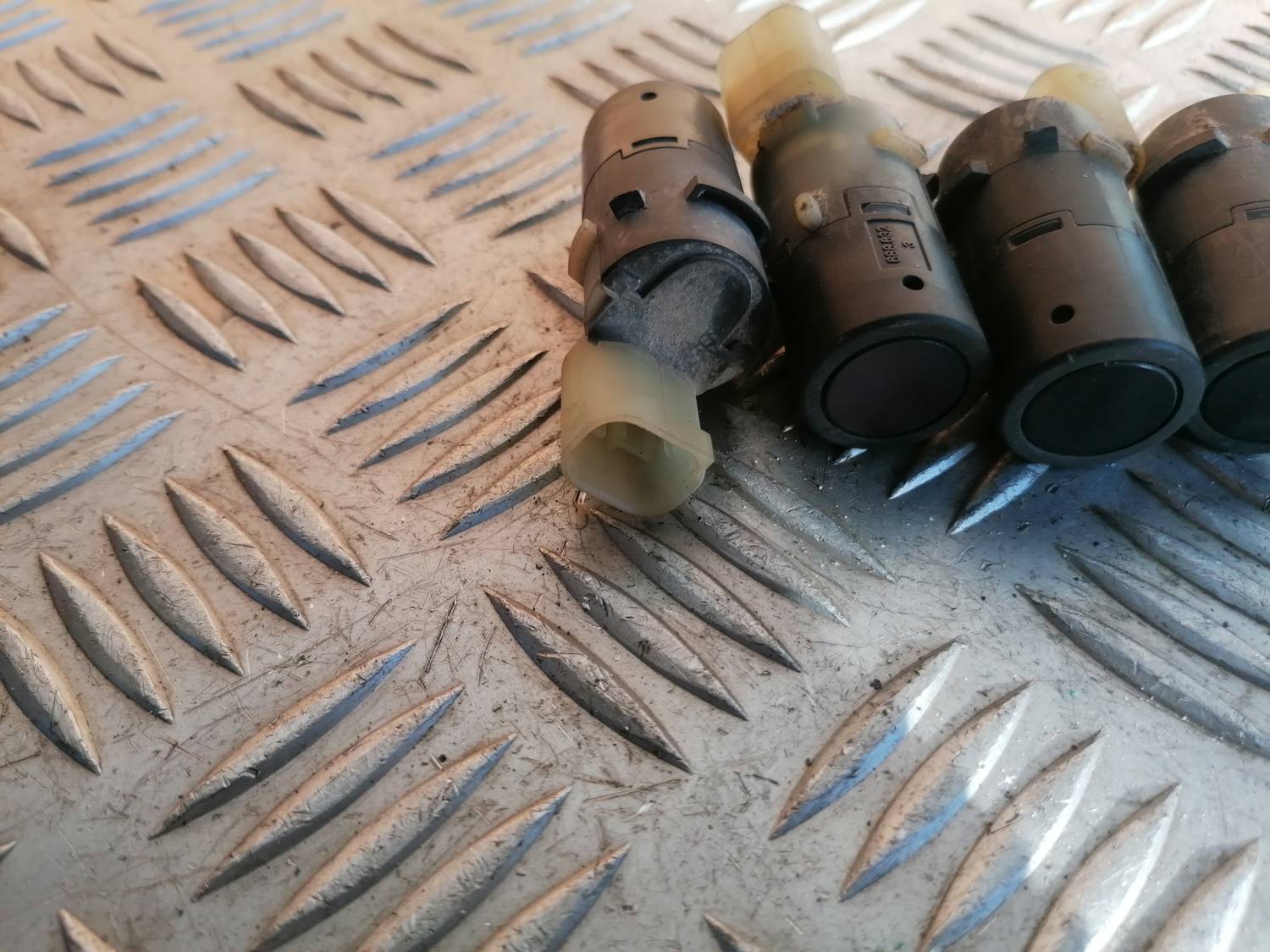 Parkošanās devējs priekš BMW 318D E46 2002 SEDAN 4 Parkošanās devējs priekš BMW 318D E46 2002 SEDAN