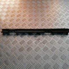 Radiatora kronšteins priekš BMW 318D E46 2002 SEDAN