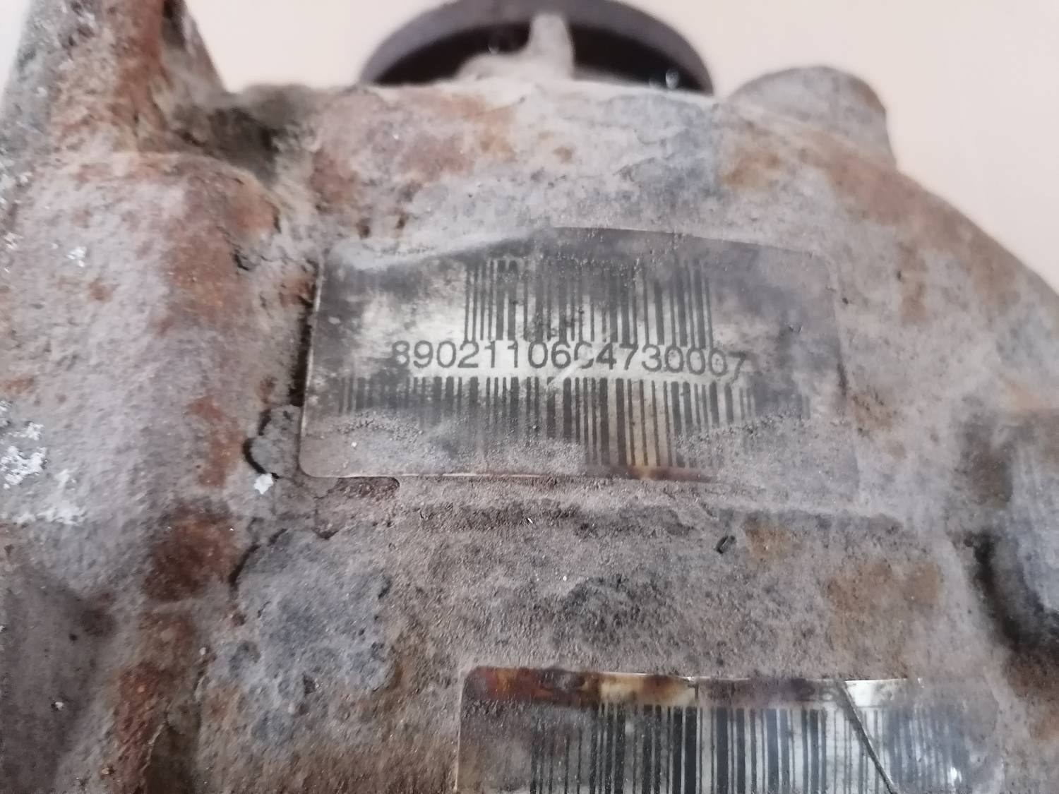 Aizmugurējais reduktors priekš BMW 318D E46 2002 SEDAN 5 Aizmugurējais reduktors priekš BMW 318D E46 2002 SEDAN