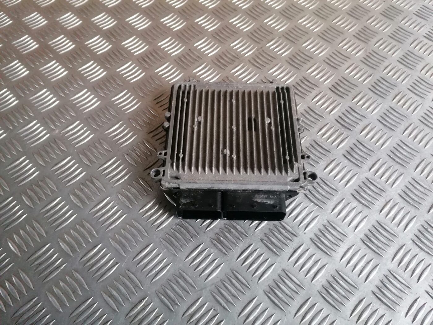 Dzinēja vadības bloks priekš MERCEDES BENZ ML280 2008 OBSIDIAN BLACK 5 Dzinēja vadības bloks priekš MERCEDES BENZ ML280 2008 OBSIDIAN BLACK