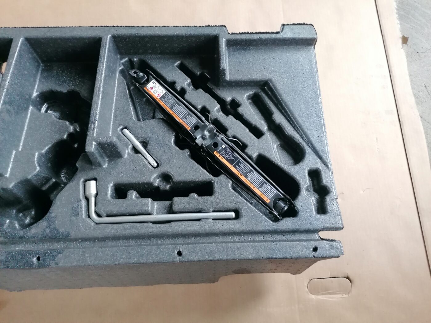 Instrumentu komplekts priekš MERCEDES BENZ ML280 2008 OBSIDIAN BLACK 2 Instrumentu komplekts priekš MERCEDES BENZ ML280 2008 OBSIDIAN BLACK