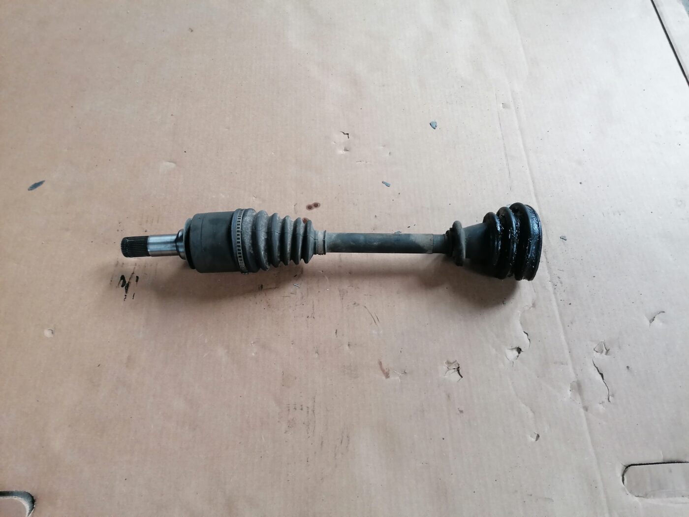 Pusass priekšējā kreisā priekš MERCEDES BENZ ML280 2008 OBSIDIAN BLACK 1 Pusass priekšējā kreisā priekš MERCEDES BENZ ML280 2008 OBSIDIAN BLACK