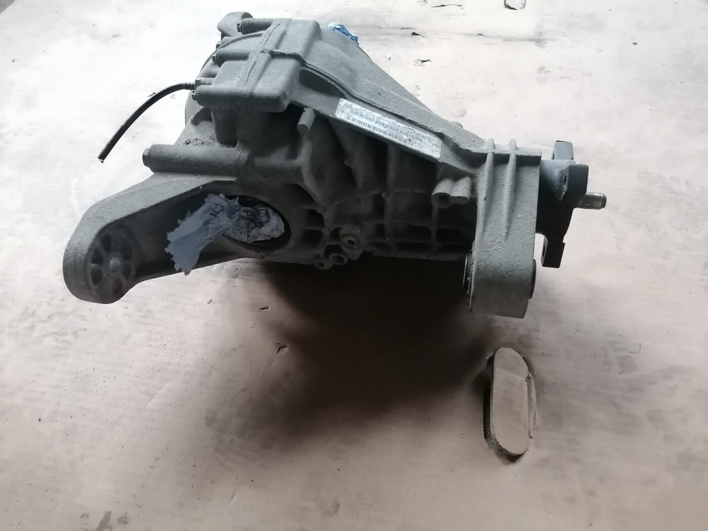 Aizmugurējais reduktors priekš MERCEDES BENZ ML280 2008 OBSIDIAN BLACK