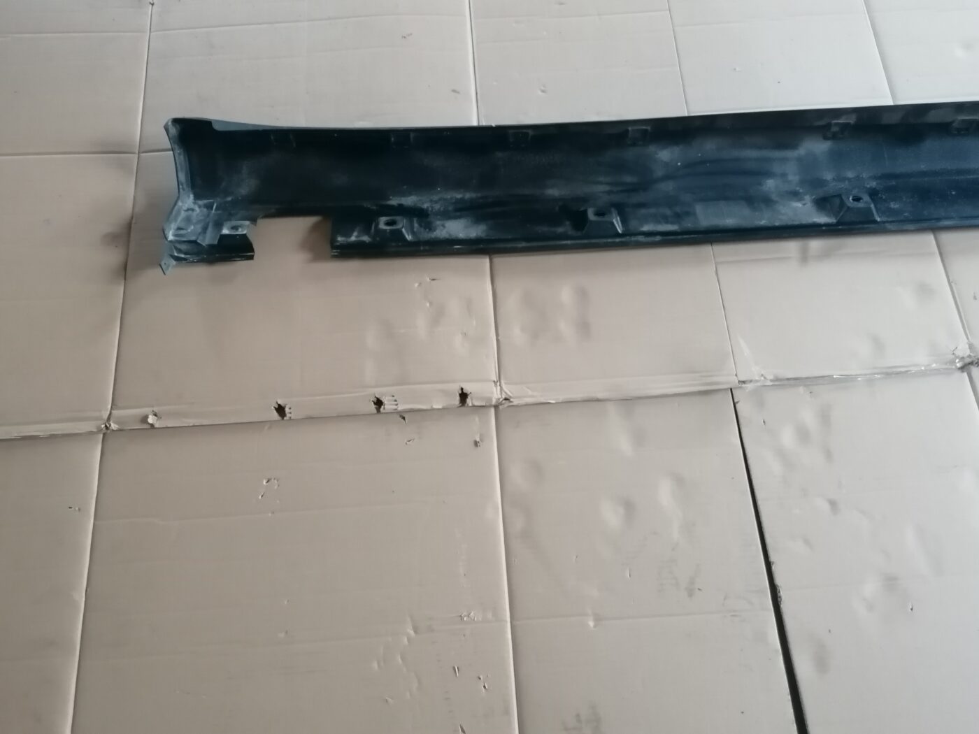 Ārēja sliekšņa kreisa uzlika priekš MERCEDES BENZ ML280 2008 OBSIDIAN BLACK