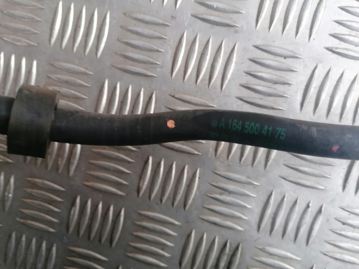 Dzesēšanas caurule priekš MERCEDES BENZ ML280 2008 OBSIDIAN BLACK