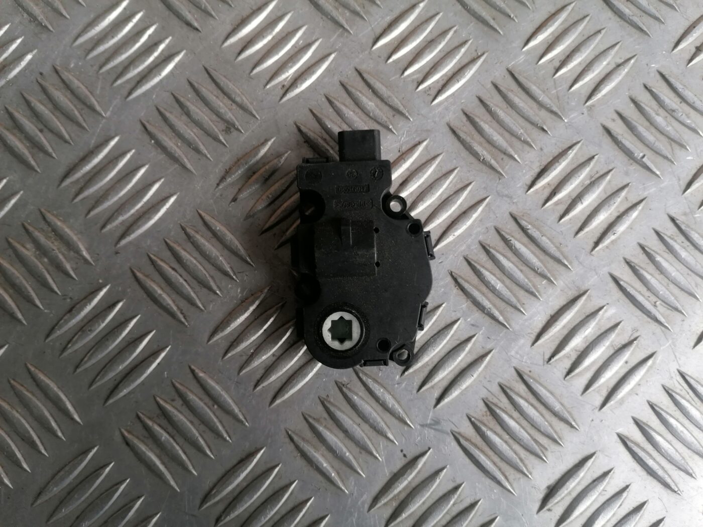 Apsildes sistēmas aktuators priekš MERCEDES BENZ ML280 2008 OBSIDIAN BLACK