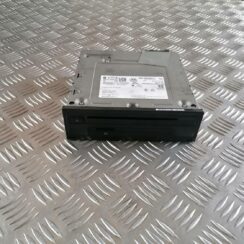 Navigācijas vadības pults priekš VW CRAFTER 2018