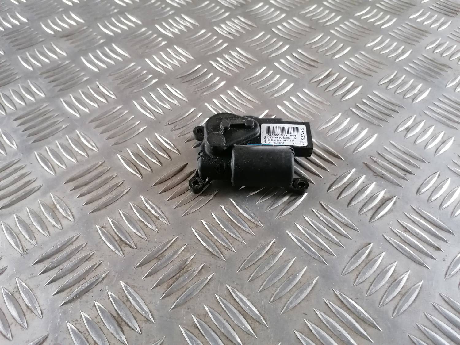 Apsildes sistēmas aktuators priekš VW CRAFTER 2018