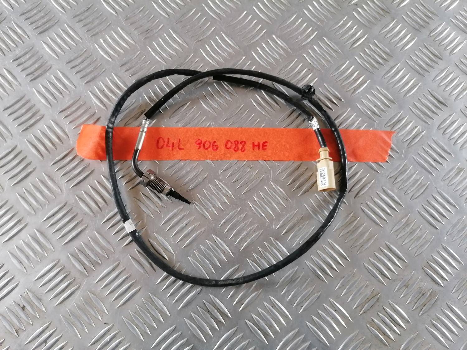 Izplūdes gāzu temperatūras devējs priekš VW CRAFTER 2018 5 Izplūdes gāzu temperatūras devējs priekš VW CRAFTER 2018