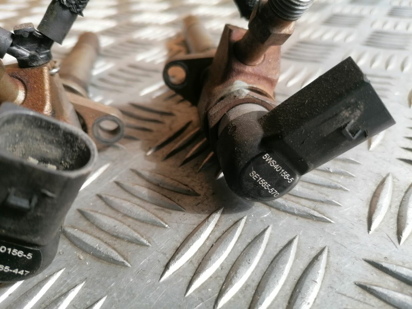 Degvielas smidzinātājs priekš VOLVO V70 2009 3 Degvielas smidzinātājs priekš VOLVO V70 2009