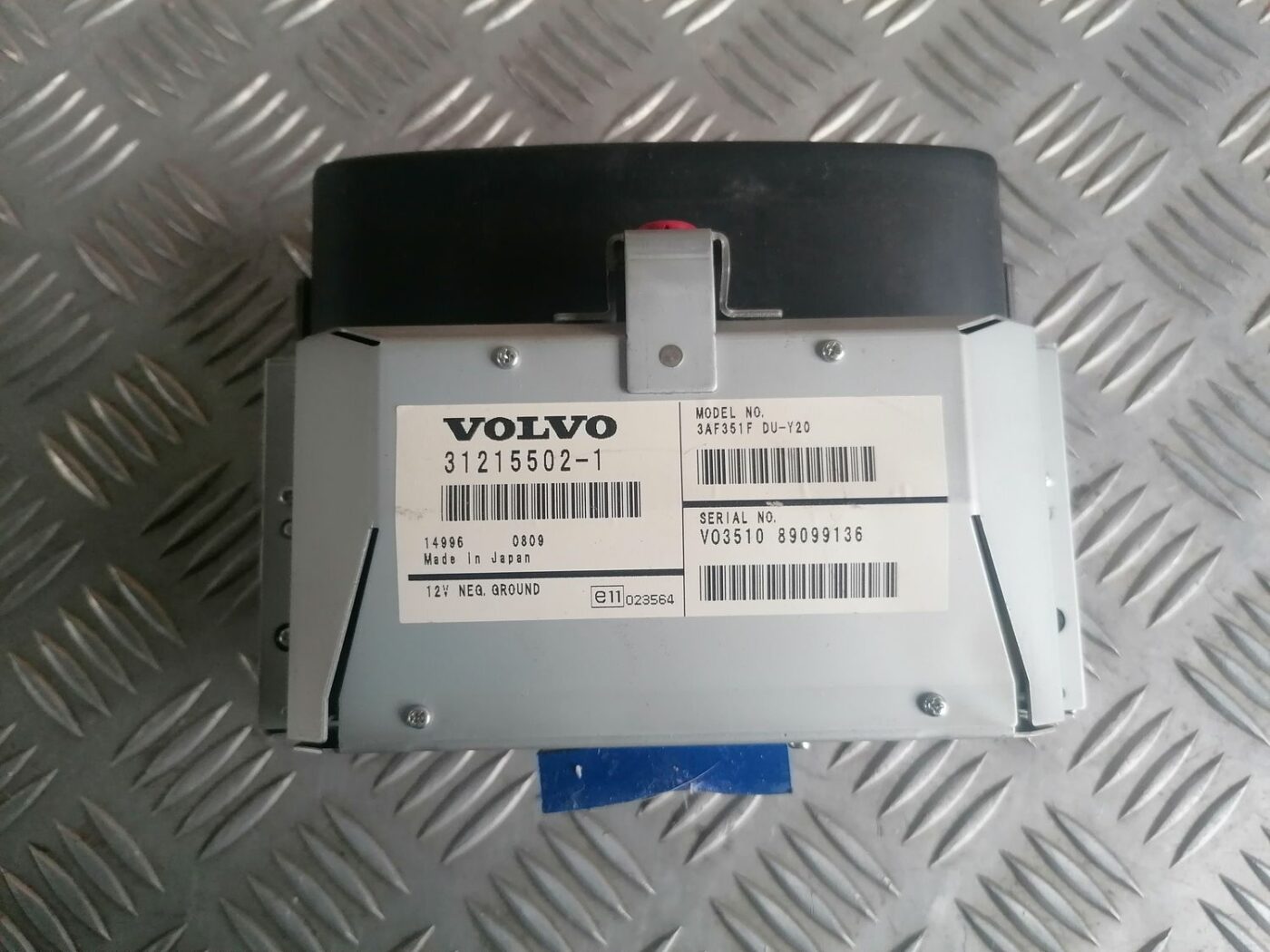 Displejs priekš VOLVO V70 2009