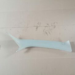 Priekšējas salona statnes apdare priekš VOLVO V70 2009