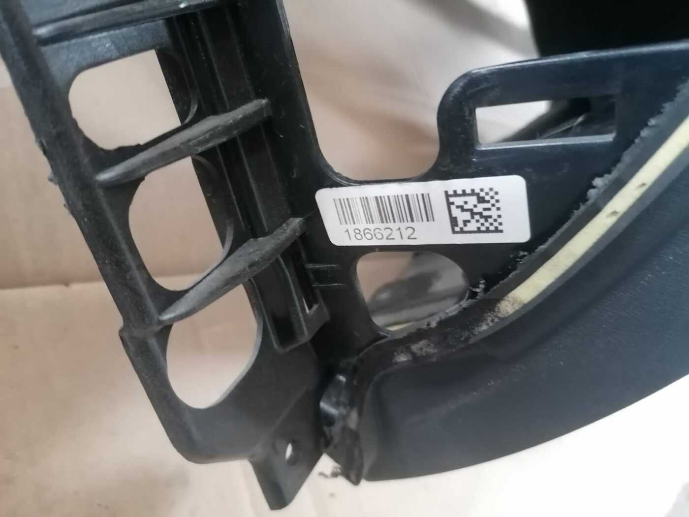 Mērinstrumentu panelis priekš VOLVO V70 2009 8 Mērinstrumentu panelis priekš VOLVO V70 2009