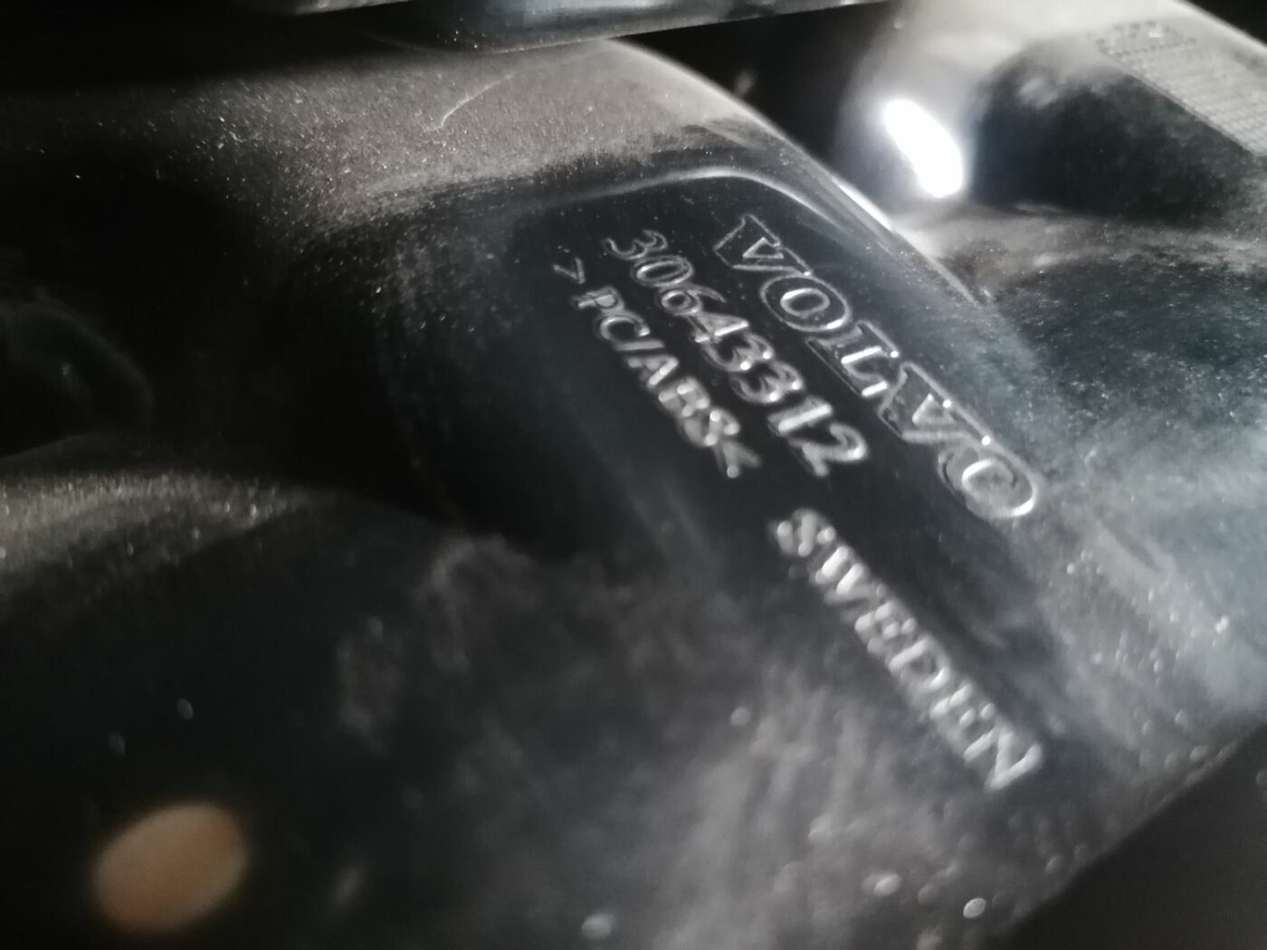 Mērinstrumentu panelis priekš VOLVO V70 2009 5 Mērinstrumentu panelis priekš VOLVO V70 2009