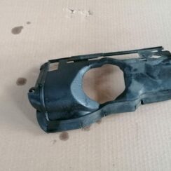 Ieplūdes gaisa deflektors, pa labi priekš VOLVO V70 2009