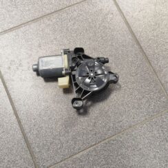 Elektrisko stiklu motors priekš VW CRAFTER 2018