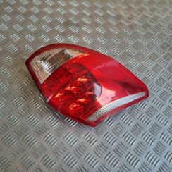 Aizmugurējais kreisais lukturis priekš TOYOTA RAV 4 2006