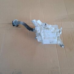 Mazgātāja šķidruma tvertne priekš TOYOTA RAV 4 2006