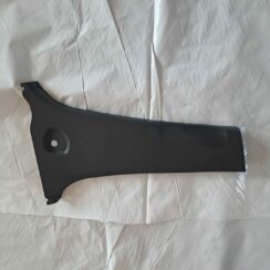 Vidējas salona statnes apdare priekš TOYOTA RAV 4 2006