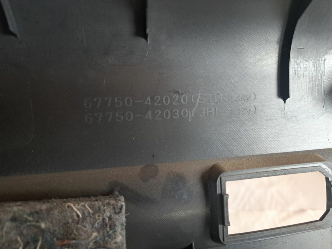 Bagāžnieka vāka liela apdare priekš TOYOTA RAV 4 2006