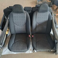 Sēdekļu komplekts priekš TOYOTA RAV 4 2006