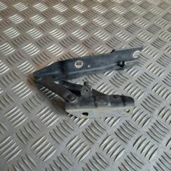 Pārsega eņģe, pa kreisi priekš BMW 525 E60 2004 BLACK