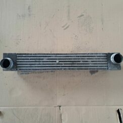 Interkūleris priekš BMW 525 E60 2004 BLACK