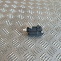 Degvielas tvertnes vāka slēdzene priekš OPEL CORSA 2007