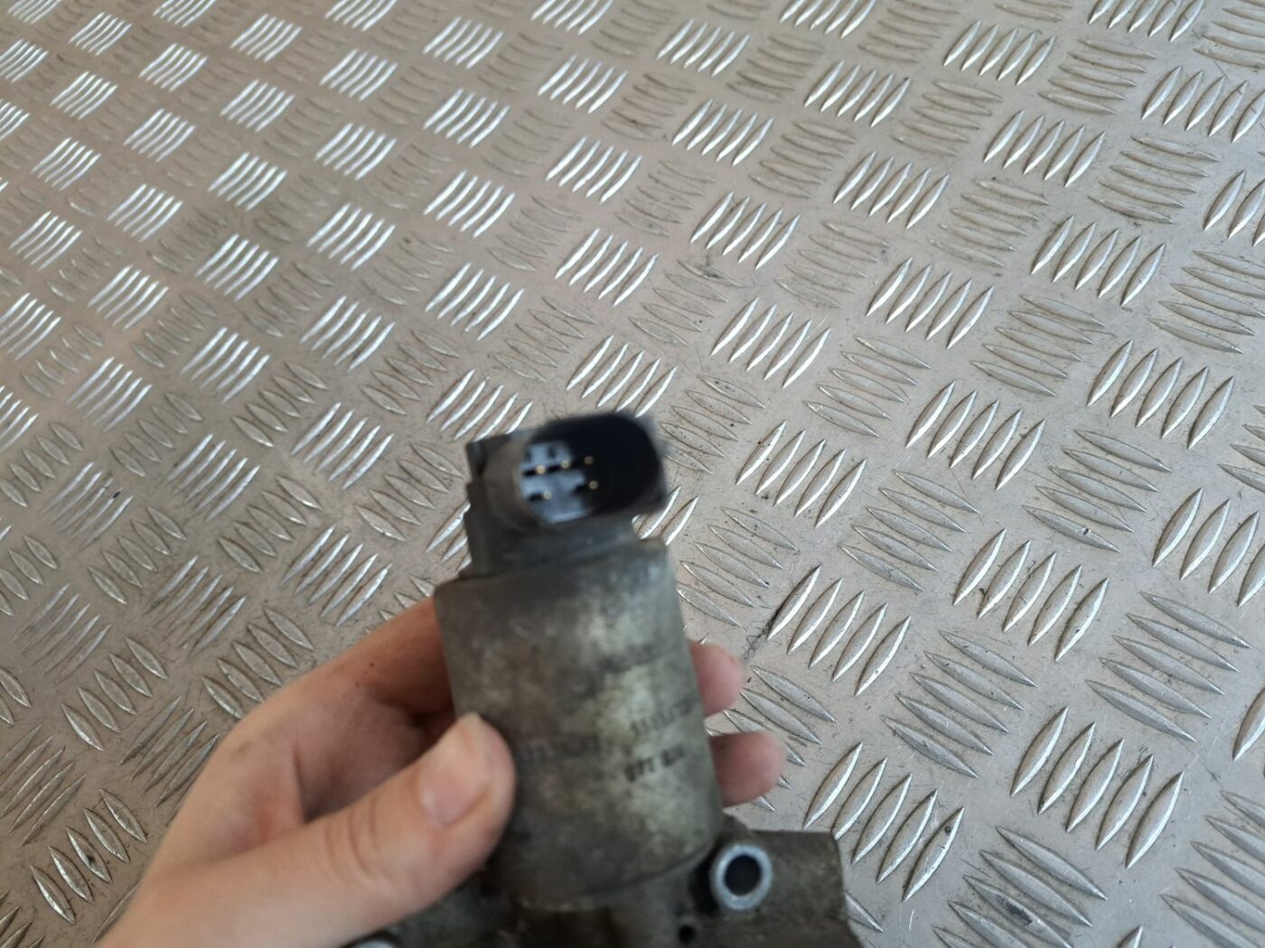 EGR vārsts priekš OPEL CORSA 2007 4 EGR vārsts priekš OPEL CORSA 2007