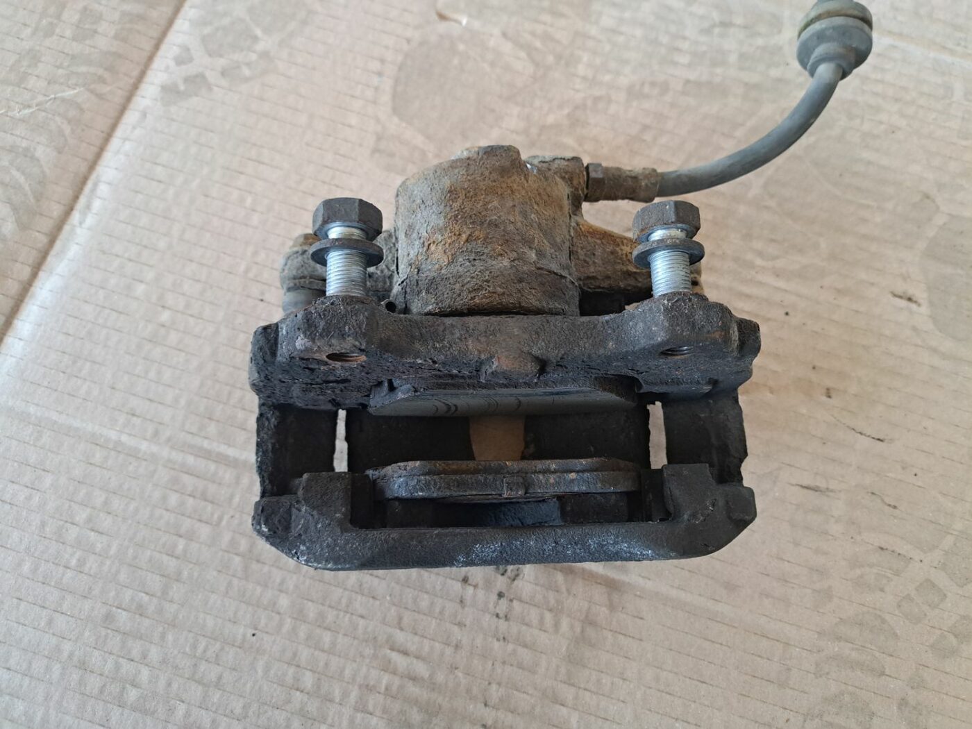 Priekšējais labais suports priekš OPEL CORSA 2007 3 Priekšējais labais suports priekš OPEL CORSA 2007