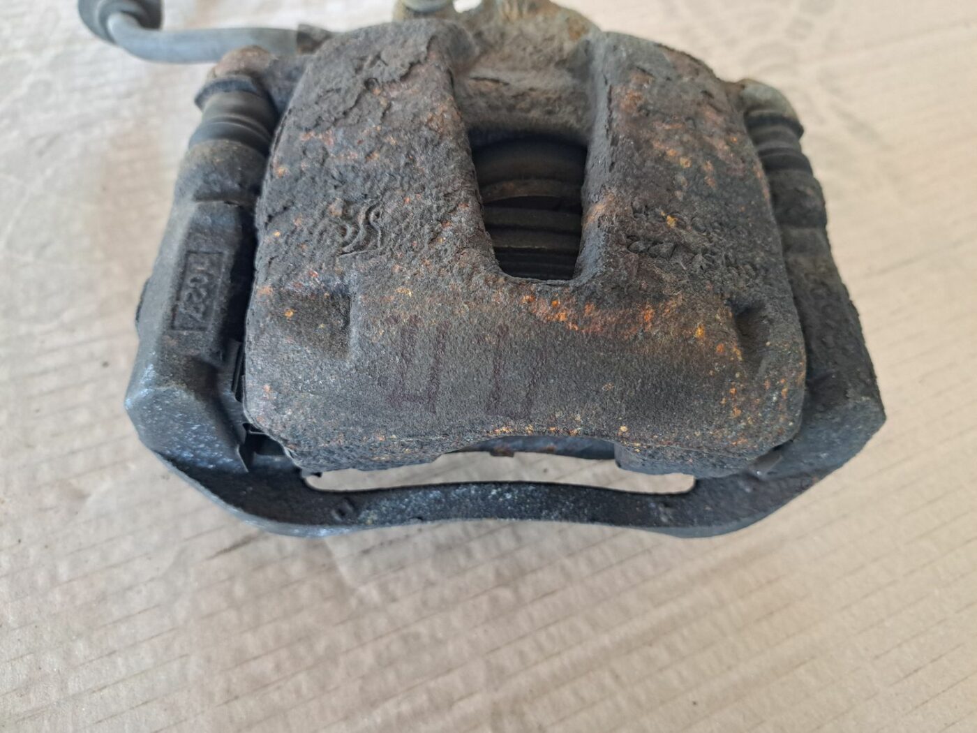 Priekšējais labais suports priekš OPEL CORSA 2007 2 Priekšējais labais suports priekš OPEL CORSA 2007