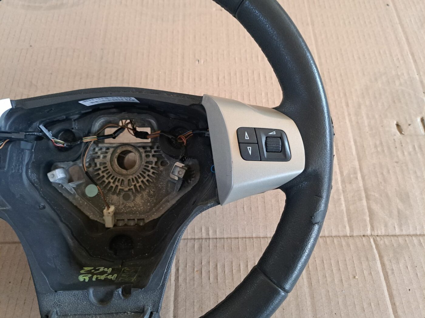 Stūre priekš OPEL CORSA 2007 2 Stūre priekš OPEL CORSA 2007