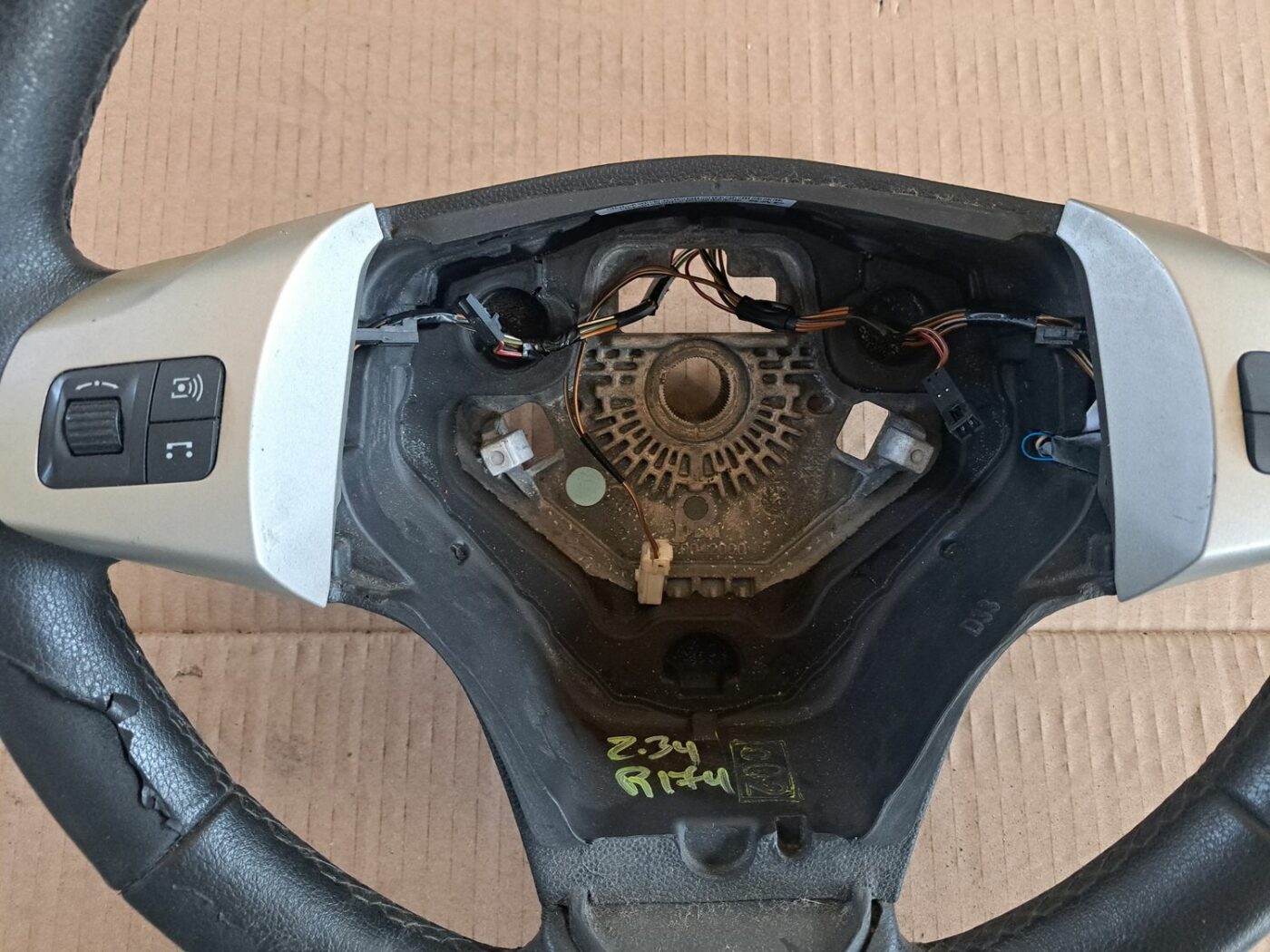 Stūre priekš OPEL CORSA 2007 4 Stūre priekš OPEL CORSA 2007