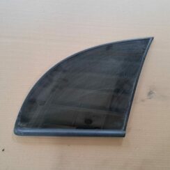 Aizmugurējais labais sānu stikls priekš OPEL MERIVA 2004