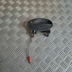 Priekšējāis kreisais durvju rokturis priekš OPEL MERIVA 2004