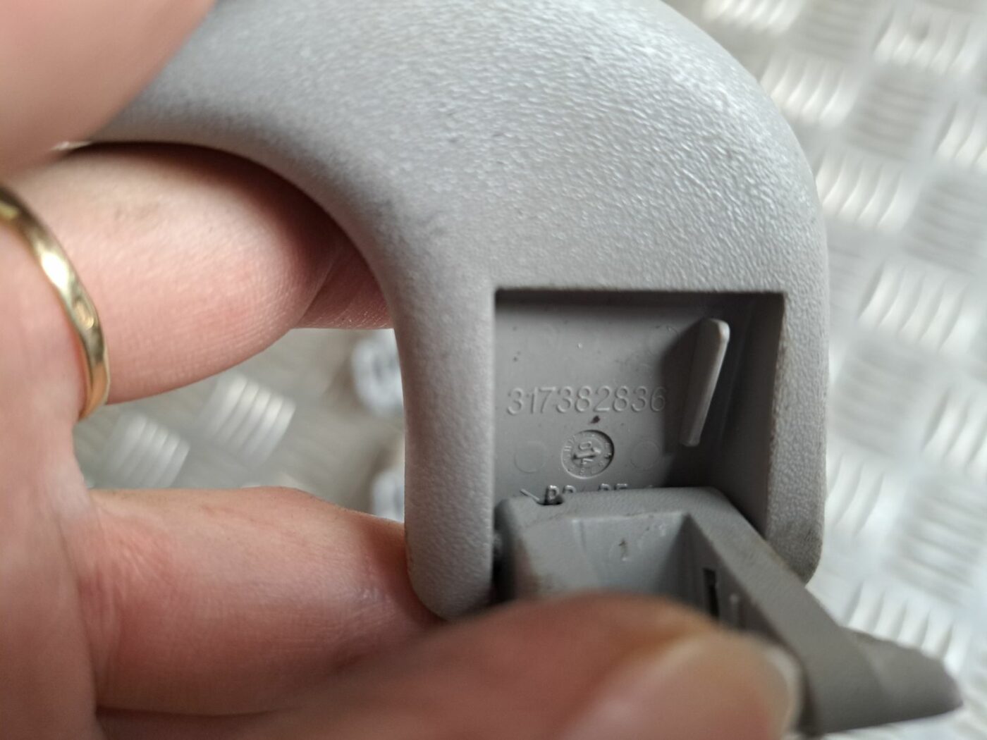 Salona rokturis griestos priekš OPEL MERIVA 2004 3 Salona rokturis griestos priekš OPEL MERIVA 2004