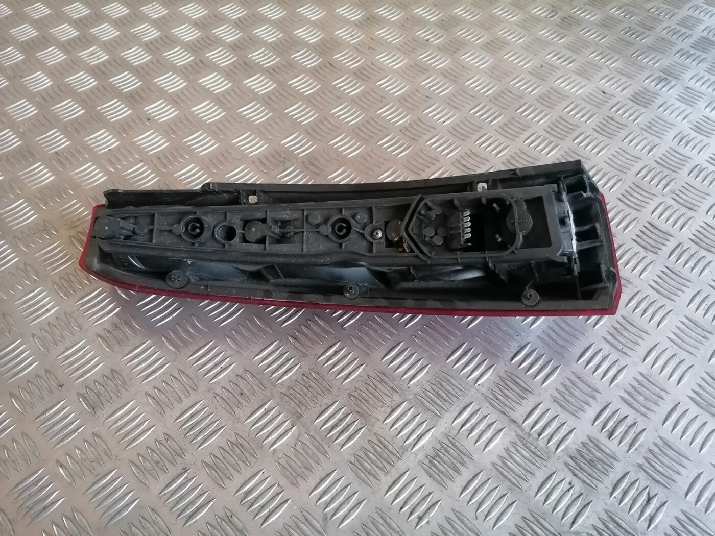 Aizmugurējais labais lukturis priekš OPEL MERIVA 2004 5 Aizmugurējais labais lukturis priekš OPEL MERIVA 2004