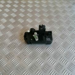 Aizmugurējo kreiso durvju slēdzene priekš OPEL MERIVA 2004