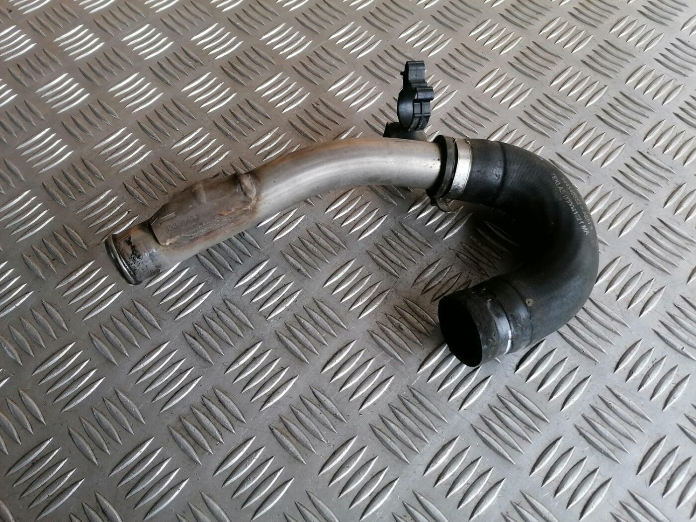 Interkulera caurule priekš OPEL MERIVA 2004 2 Interkulera caurule priekš OPEL MERIVA 2004