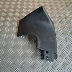 Mērinstrumentu paneļa apdare (zem stūres) priekš VW GOLF IV 1999