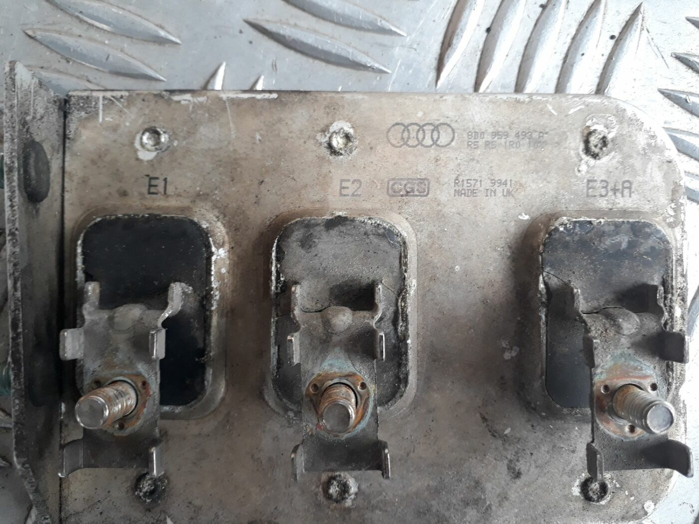 Ventilatora releja priekš AUDI A4 2000 AVANT 4 Ventilatora releja priekš AUDI A4 2000 AVANT