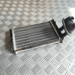 Apsildes sistēmas radiators priekš AUDI A4 2000 AVANT