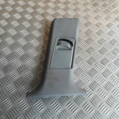 Vidējas salona statnes apdare priekš AUDI A4 2000 AVANT