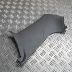 Aizmugurējas salona statnes apdare priekš AUDI A4 2000 AVANT